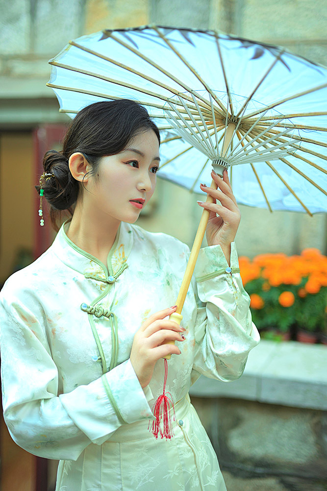 镜头下的老街:用光影营造故事感插图7 镜头下的老街:用光影营造故事感插图7