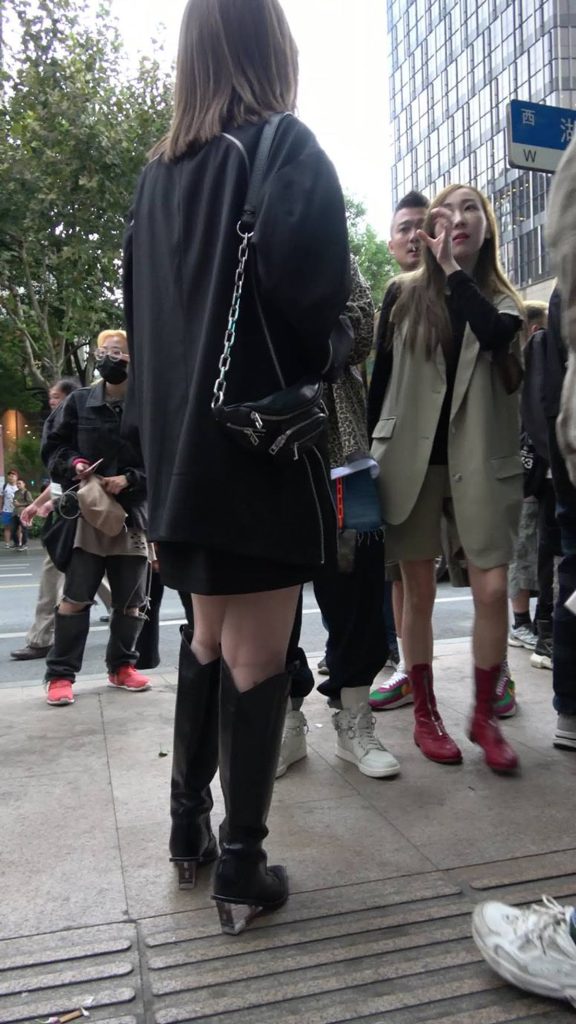 精选街拍摄影 No.011 长靴时尚美女 [1V/1.33GB]插图