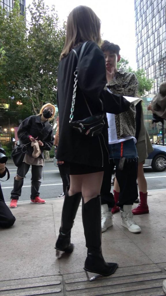 精选街拍摄影 No.011 长靴时尚美女 [1V/1.33GB]插图5