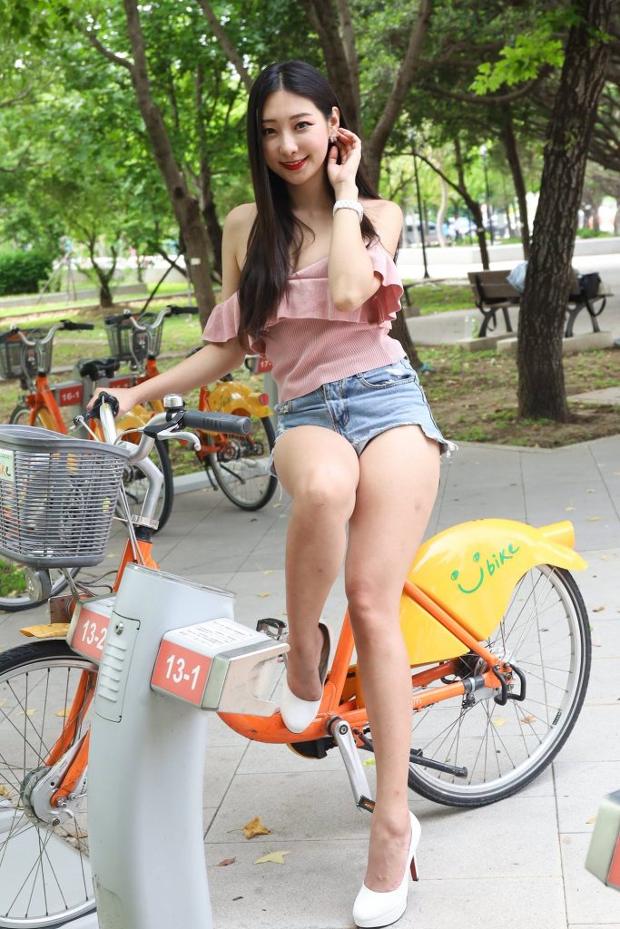 精选街拍摄影 No.024 共享单车 [54P/74MB]插图1