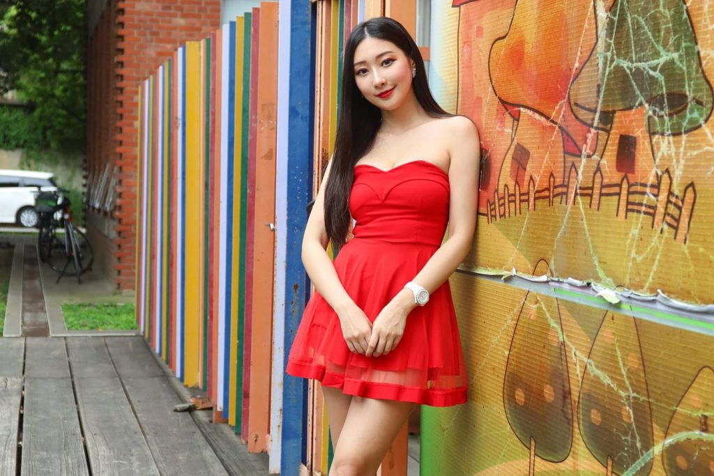 精选街拍摄影 No.025 红色连衣裙 [49P/66MB]插图4