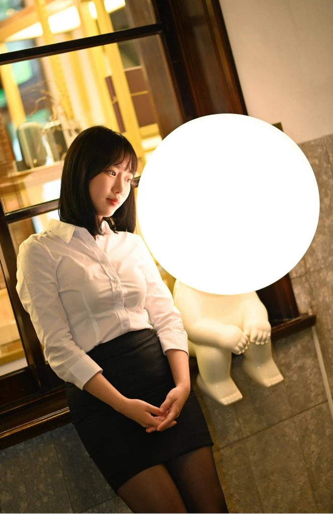 精选街拍摄影 No.043 塔塔醬 OL黑絲美腿 [53P/18MB]插图5