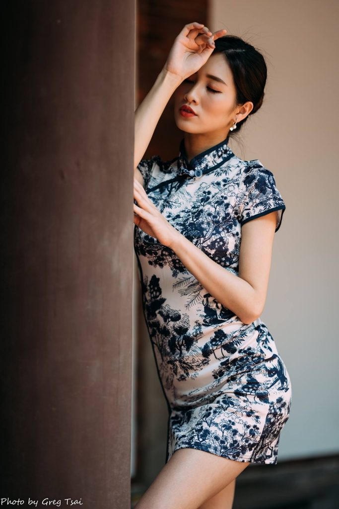 精选街拍摄影 No.044 張筠 短旗袍絲襪高跟美腿 [54P/81MB]插图4