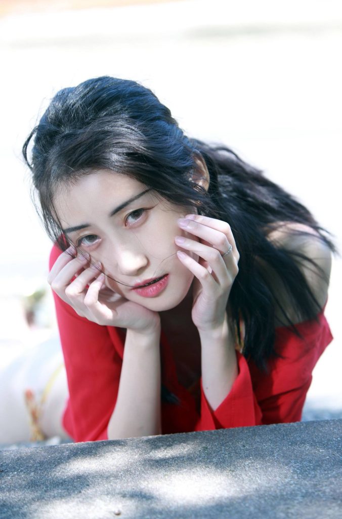 精选街拍摄影 No.055 王紅 性感比基尼涼高美腿 [107P/134MB]插图