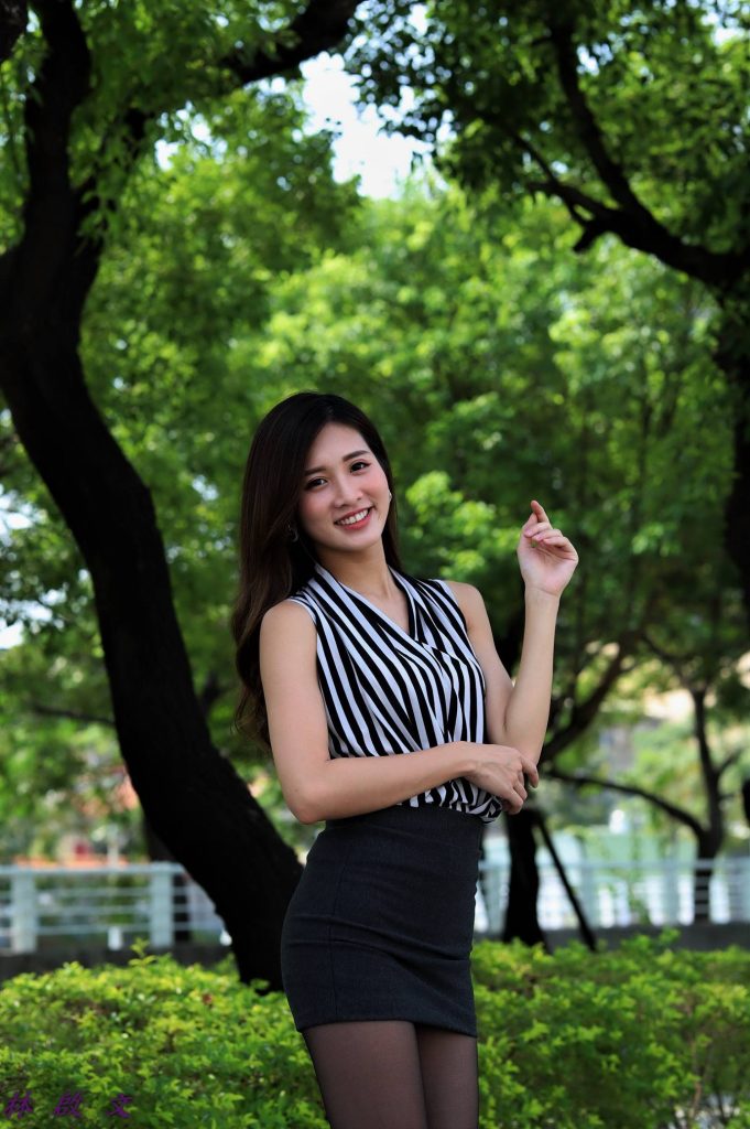 精选街拍摄影 No.056 張筠 OL黑絲高跟美腿 [47P/58MB]插图5