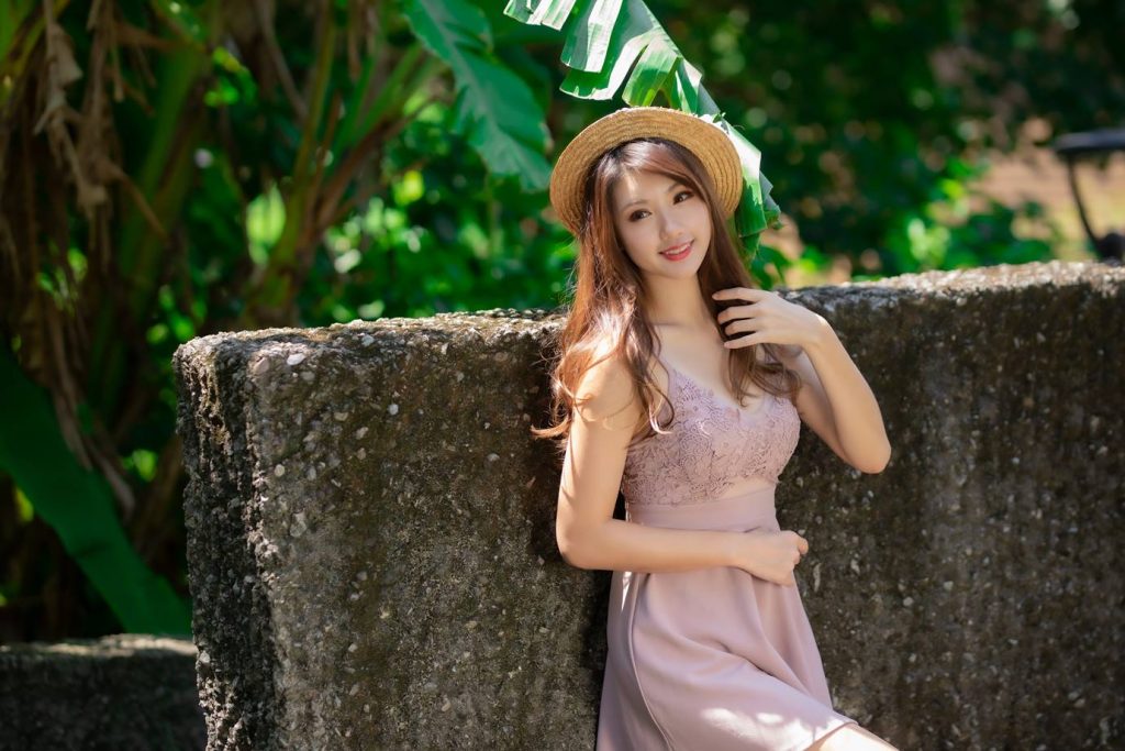 精选街拍摄影 No.057 張倫甄 吊帶連衣裙絲襪涼高美腿 [24P/33MB]插图