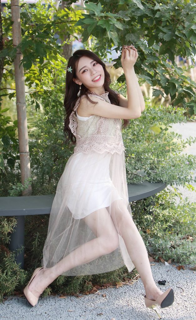 精选街拍摄影 No.059 林芝榕 小禮服高跟美腿 [88P/81MB]插图5