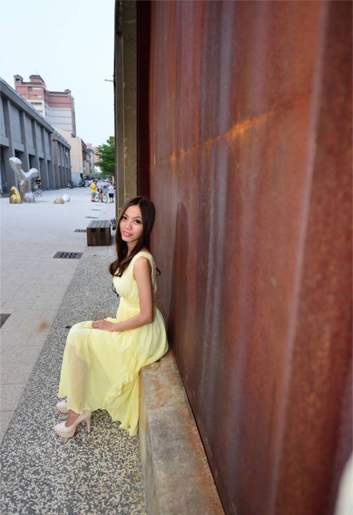 精选街拍摄影 No.079 吳思敏 飄逸長裙高跟美腿 002 [130P/448MB]插图