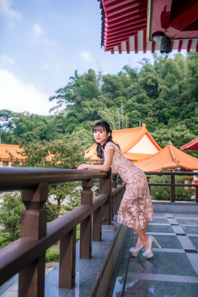 精选街拍摄影 No.098 余宸 旗袍高跟美腿 [88P/94MB]插图1