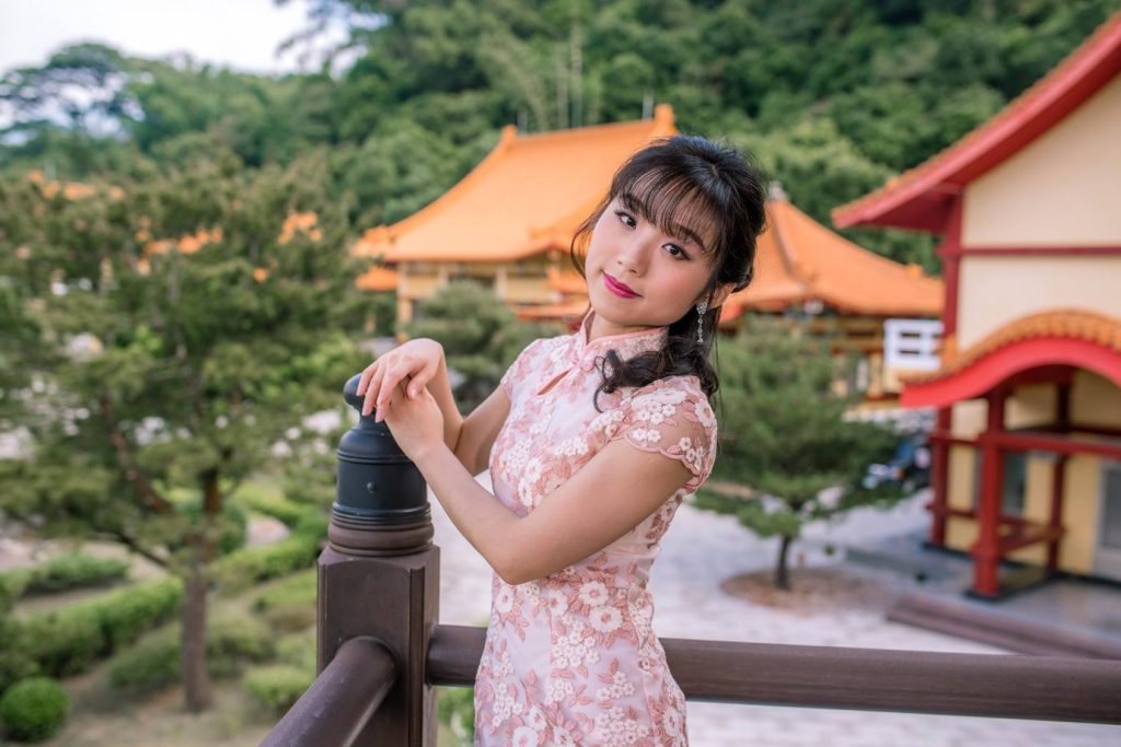 精选街拍摄影 No.098 余宸 旗袍高跟美腿 [88P/94MB]插图2