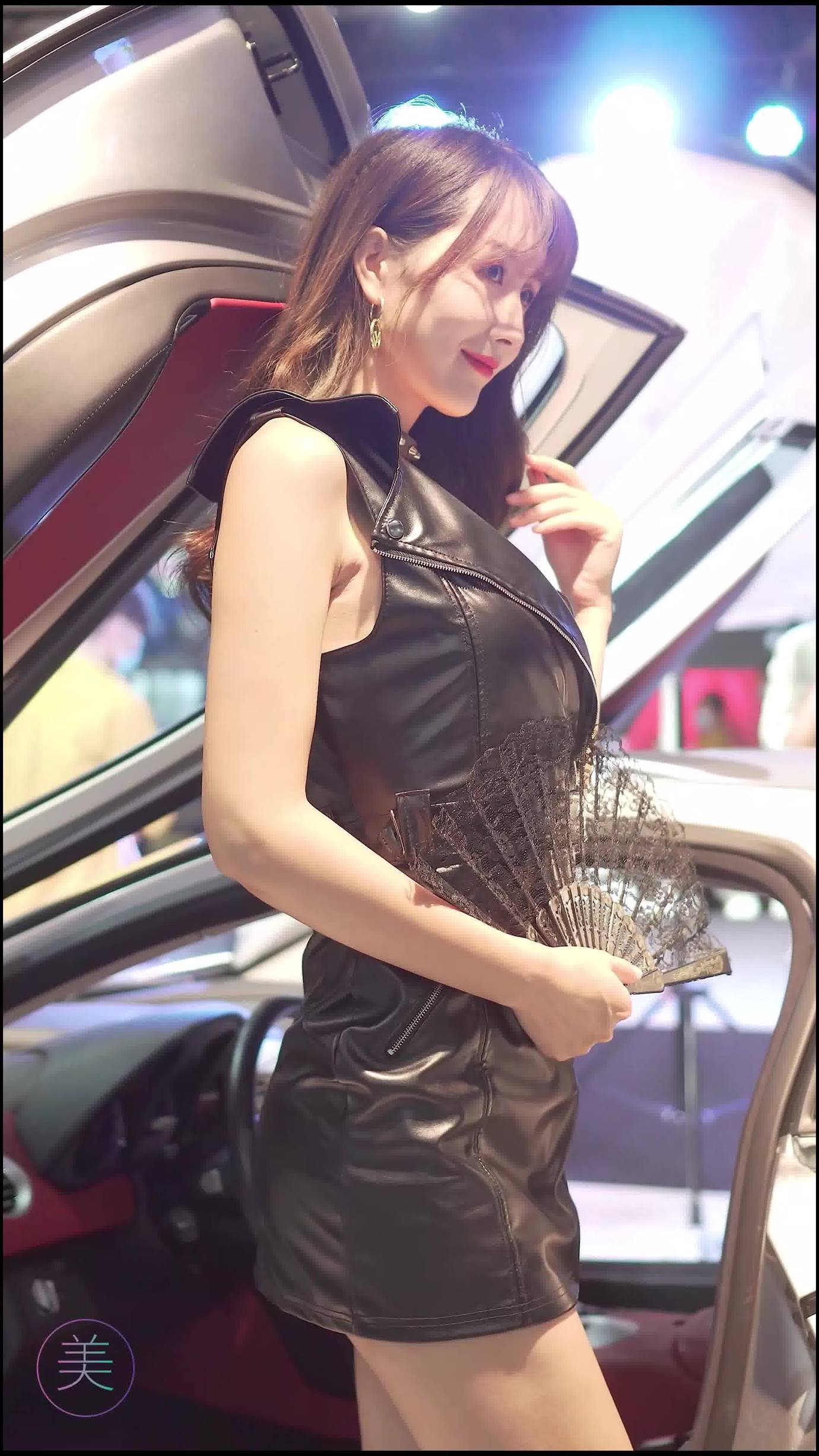 NO.0007 2020 东莞AIT改装车展 Auto Salon Racing Model 115[1V/251MB]-无料摄影圈