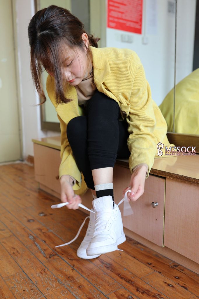 [MZSOCK]爱美足 No.002 佳妹 [132P/396MB]插图5