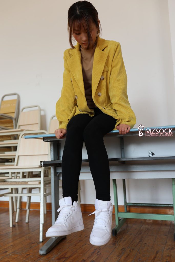 [MZSOCK]爱美足 No.002 佳妹 [132P/396MB]插图3