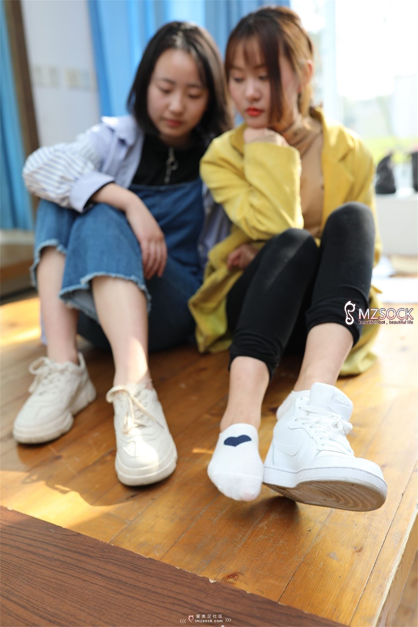 [MZSOCK]爱美足 No.003 肖弧&佳妹 [132P/311MB]-无料摄影圈