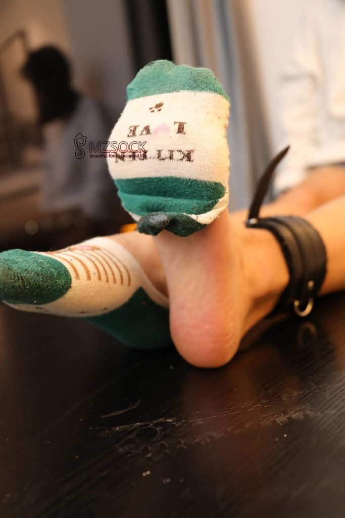 [MZSOCK]爱美足 No.005 范范 [134P/409MB]插图