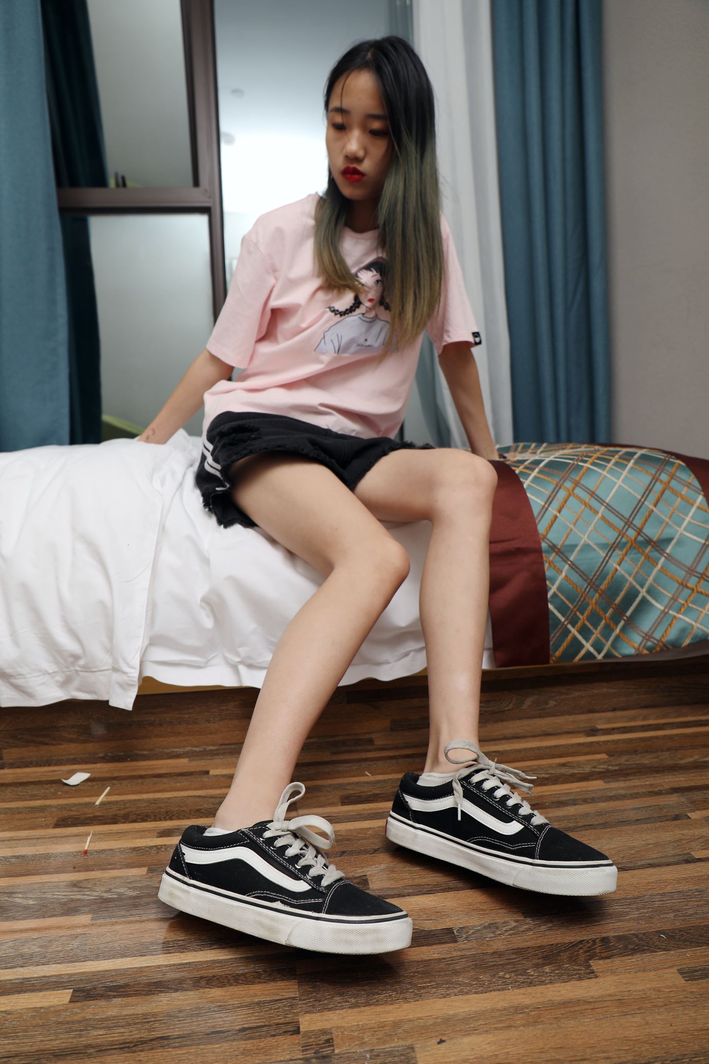 [MZSOCK]爱美足 No.032 虫子 [115P/1.37GB]-无料摄影圈