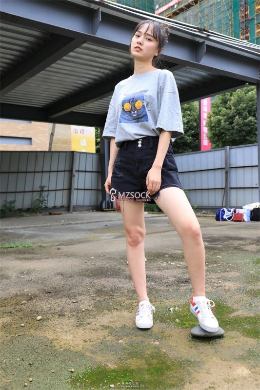 [MZSOCK]爱美足 No.049 悦悦 [122P/403MB]-无料摄影圈