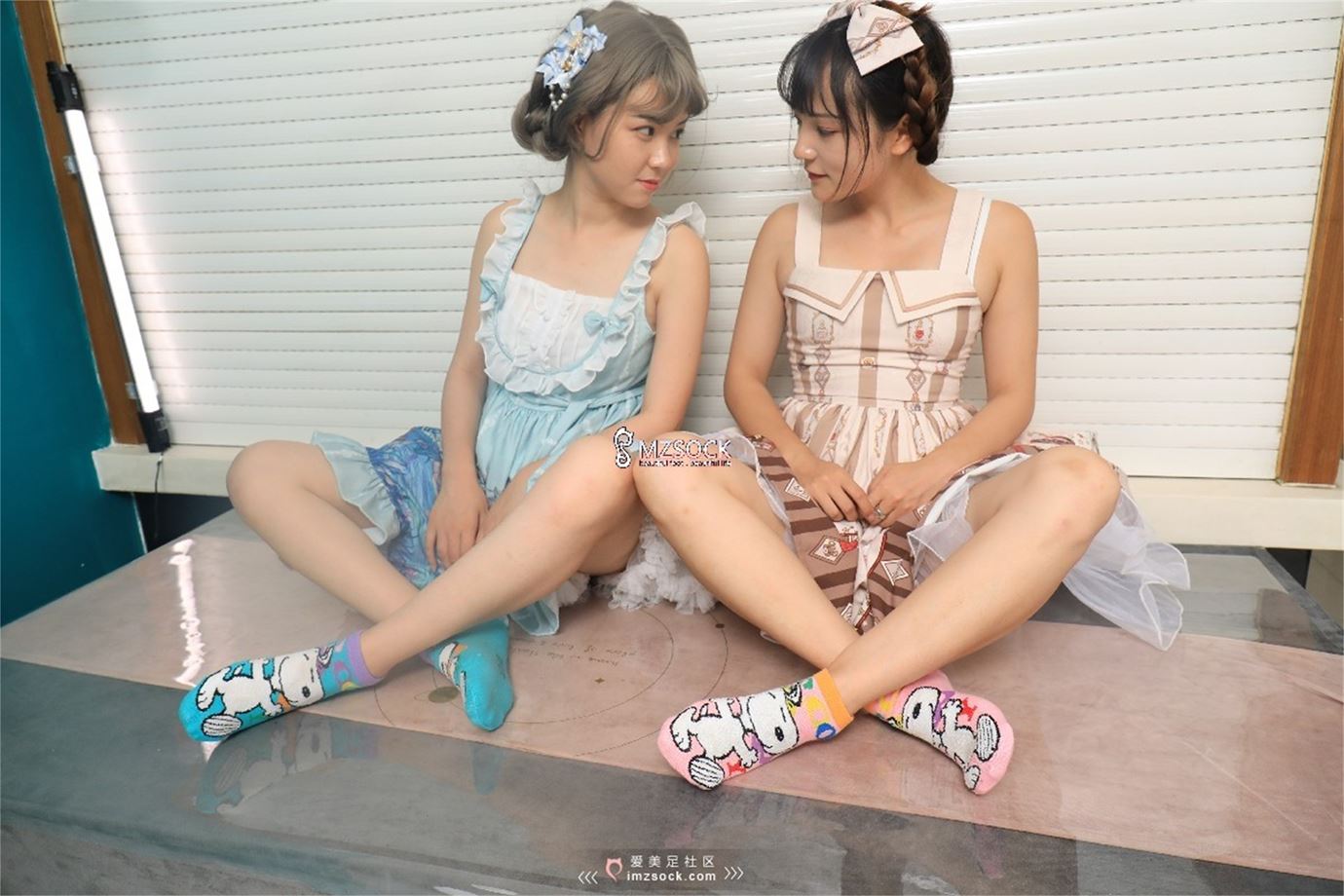 [MZSOCK]爱美足 No.054 果儿.豆豆 [71P/174MB]-无料摄影圈