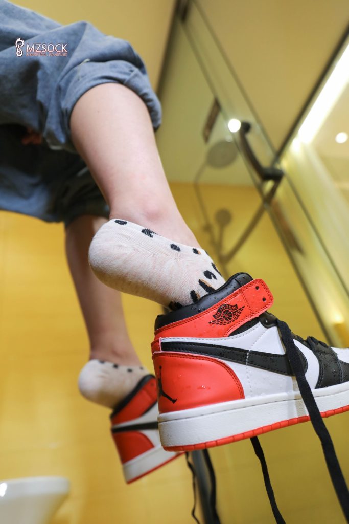 [MZSOCK]爱美足 No.082 婷婷 [94P/190MB]插图