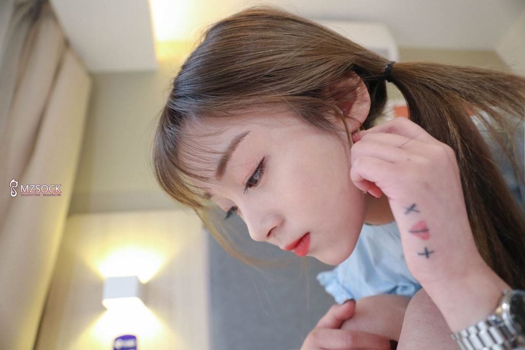 [MZSOCK]爱美足 No.083 梦琪 [73P/127MB]插图1