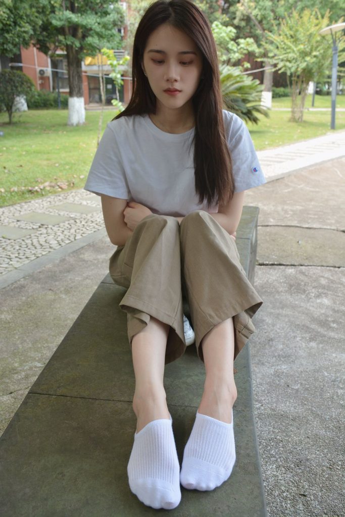 [织梦映像]NO.012 校园游记-春花秋月何时了[100P/1V/2.89GB]插图1