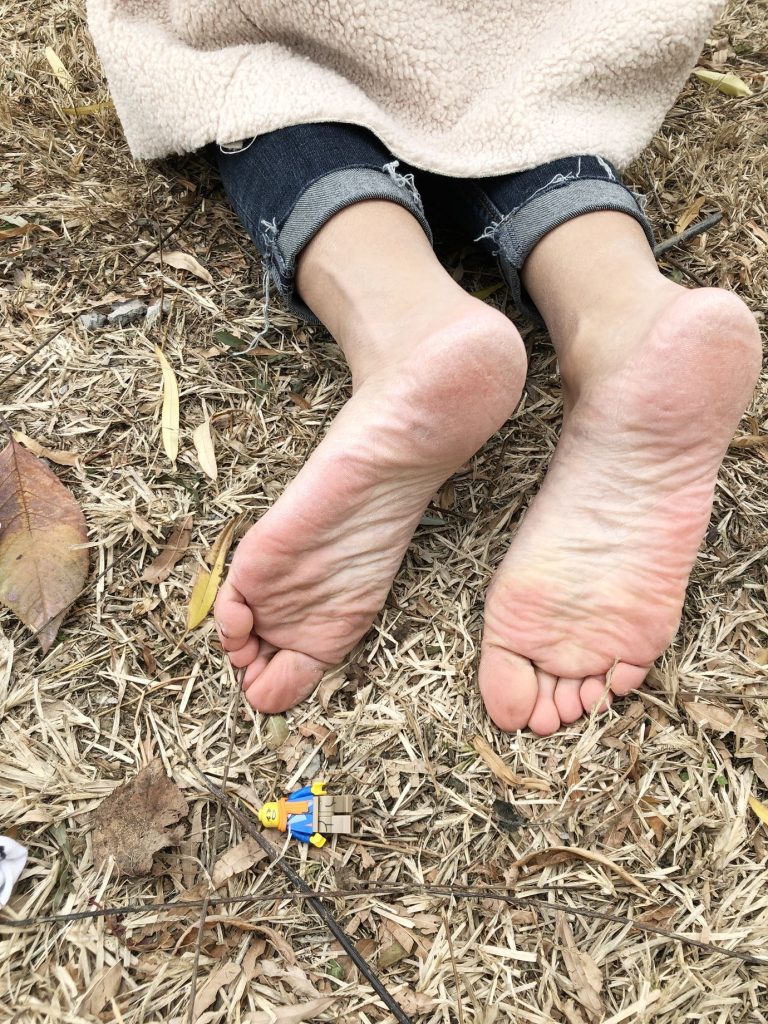 安乔乔儿(Nia乔乔) NO.010 红甲果足[129P/760MB]插图