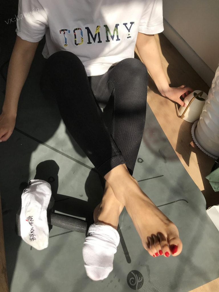 安乔乔儿(Nia乔乔) NO.013 乔乔做瑜伽[119P/502MB]插图2