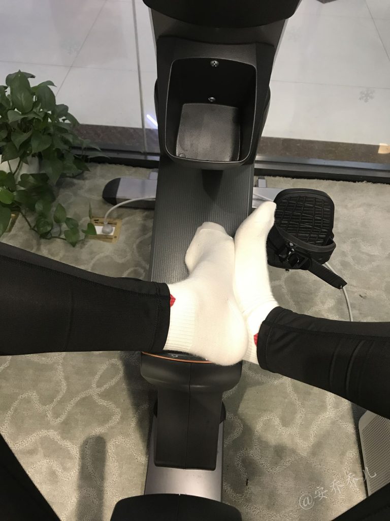 安乔乔儿(Nia乔乔) NO.020 健身房白袜[135P/468MB]插图2