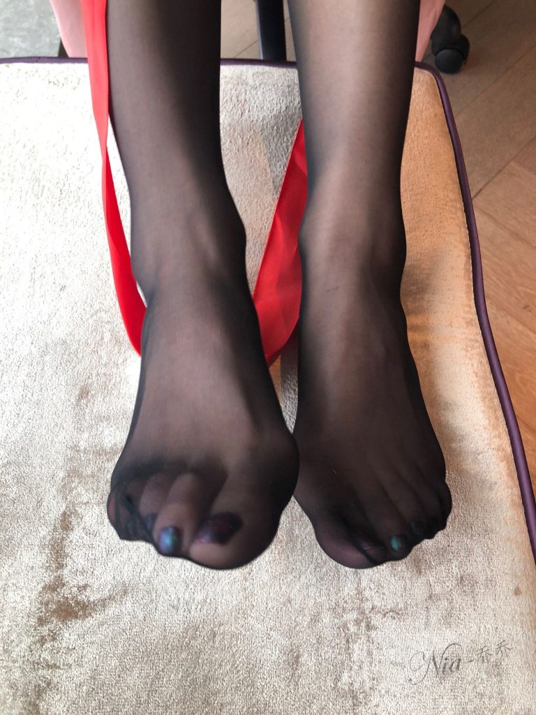 安乔乔儿(Nia乔乔) 026 宿醉[117P/465MB]插图