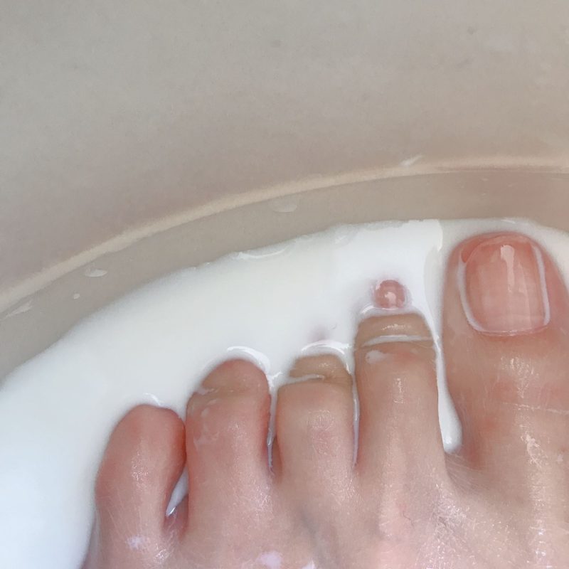 网紅Coser@安乔乔儿(Nia乔乔) 029 牛奶洗脚[102P/144MB]-无料摄影圈