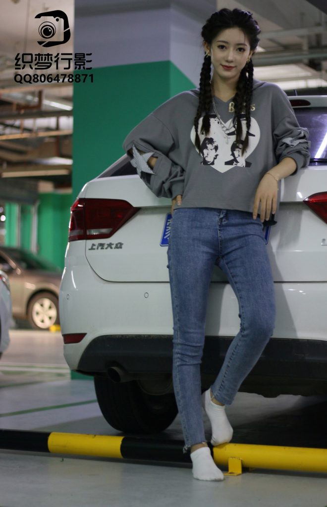 [织梦映像]NO.026 地下车库-光影交错的人生[250P/5V/10.8GB]插图2