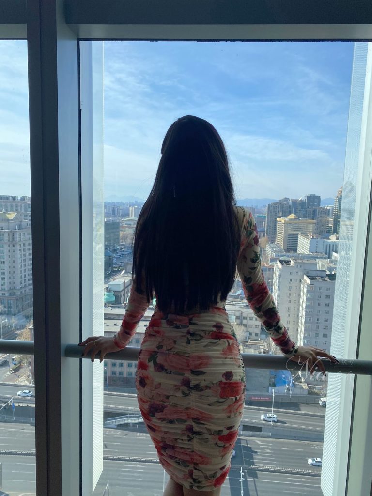 安乔乔儿(Nia乔乔) NO.036 温柔少妇风[90P/1V/925MB]插图2