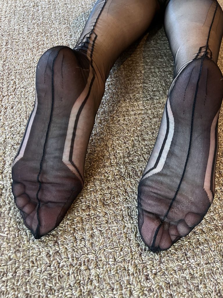 安乔乔儿(Nia乔乔) NO.044 cervin无弹力套图[109P/541MB]插图