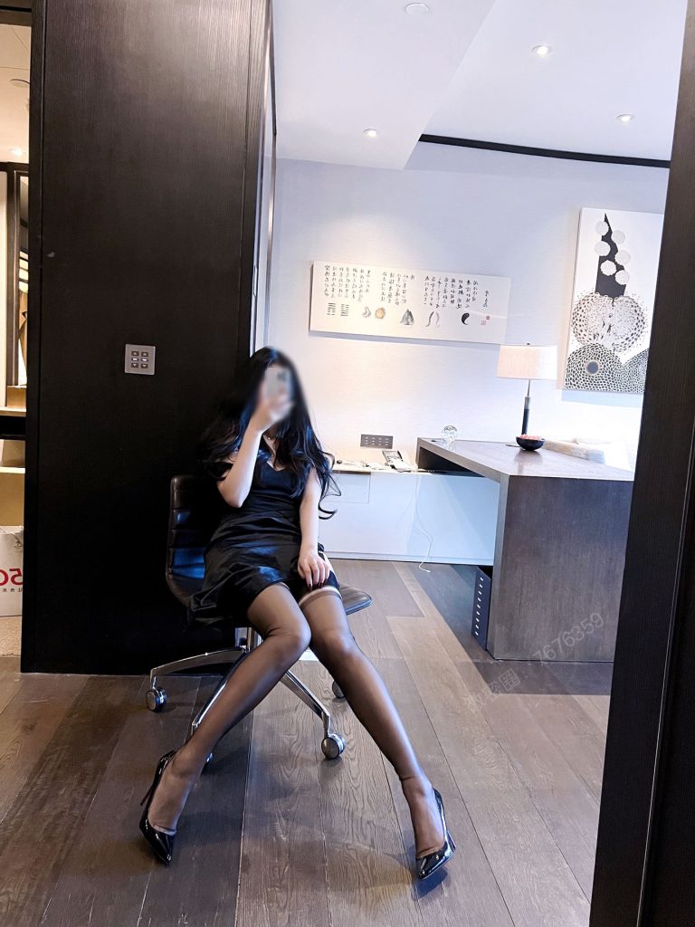 安乔乔儿(Nia乔乔) NO.044 cervin无弹力套图[109P/541MB]插图2