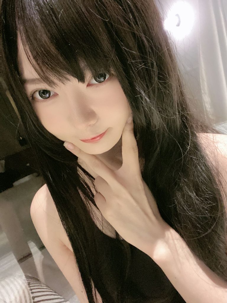 51酱 NO.001 – 黑红泳装[72P/2V/329MB]插图