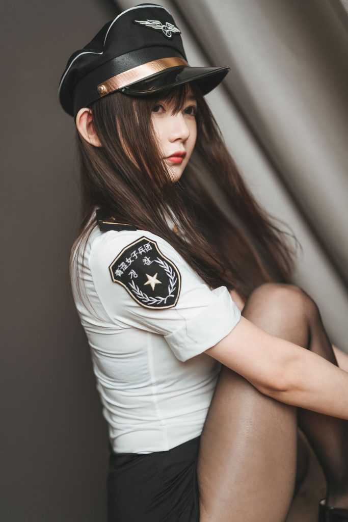 51酱 010 制服 [71P/399MB]插图2