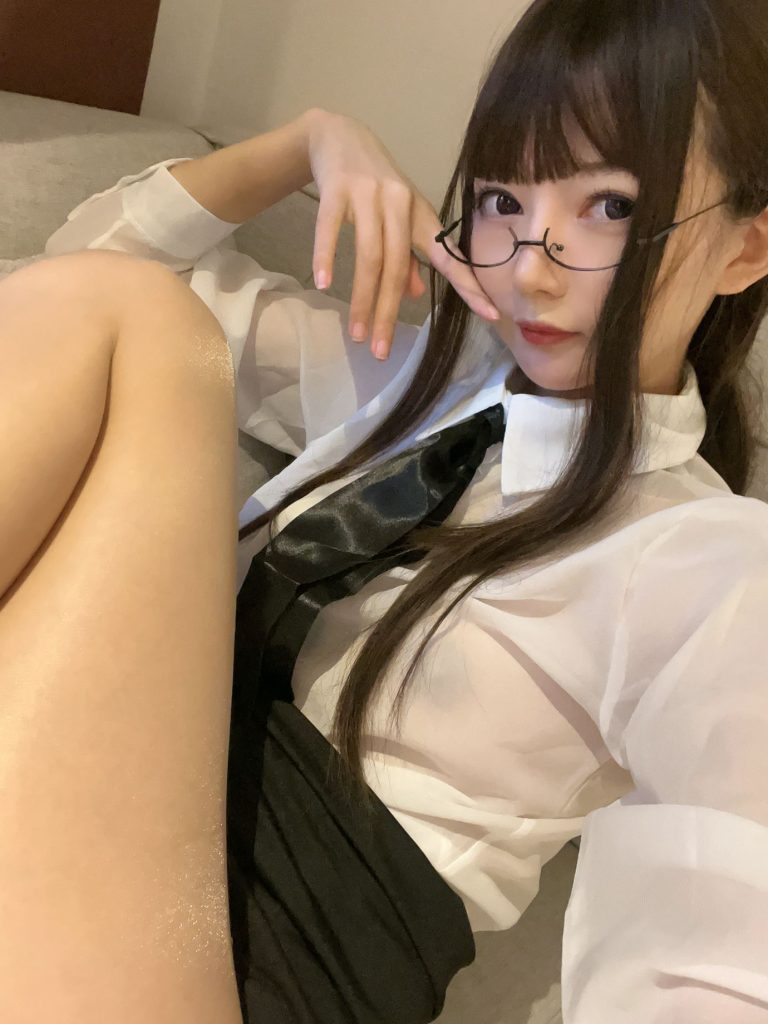 51酱 011 真空无内肉丝 [52P/7V/421MB]插图2