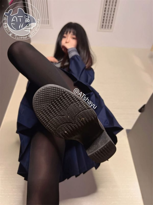 AT鲨 NO.015 – JK黑丝[41P/168MB]-无料摄影圈