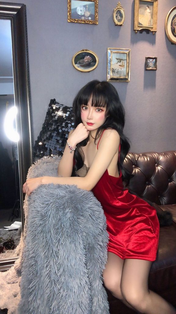 阿包也是兔娘 NO.051 – 红丝绒睡衣[18P/57.6MB]插图3