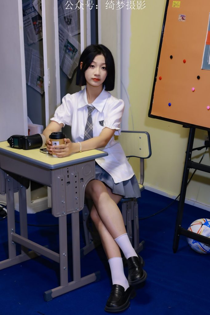 绮梦摄影 2024.08.29 NO.010 Light 珍藏无修无水印版[632P/1V/12.6GB]插图2