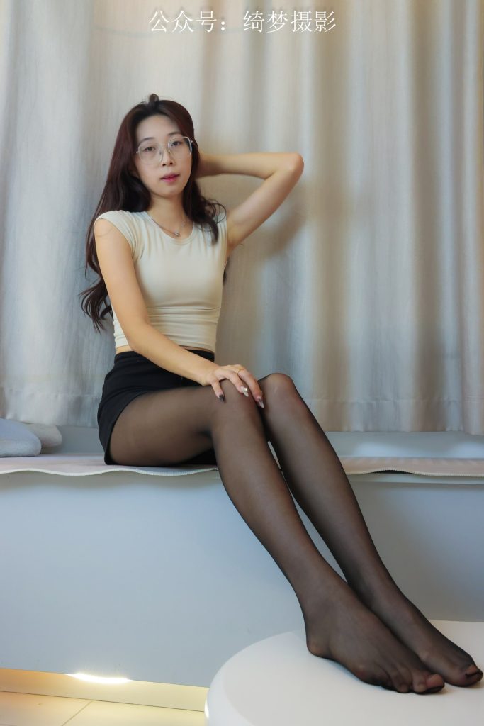 绮梦摄影 2024.09.03 NO.015 秋月 珍藏无修无水印版[1320P/1V/25.0GB]插图3