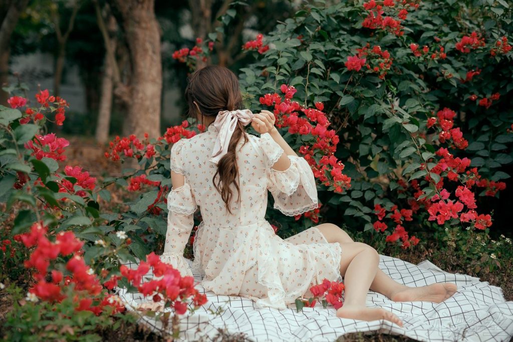 尤蜜丝摄影作品 NO.041 穿搭推广展示图集 野花香[30P/275MB]插图3