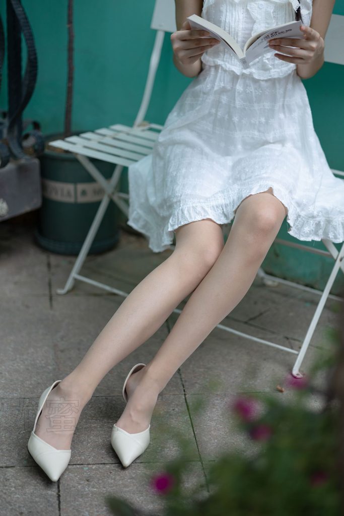 尤蜜丝摄影作品 NO.055 穿搭推广展示图集 白天使[37P/334MB]插图1