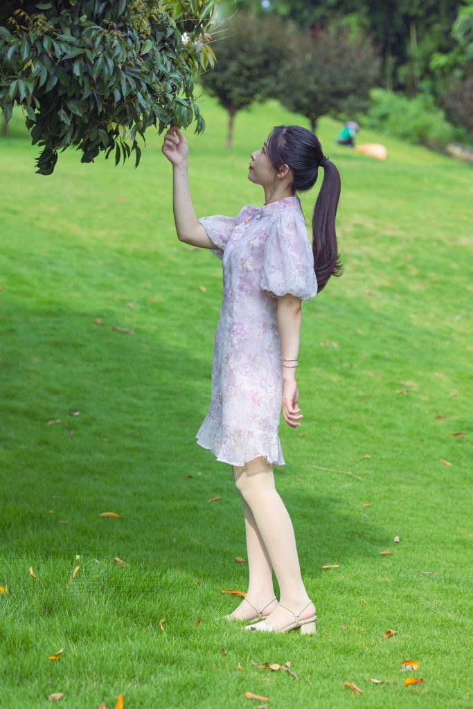 尤蜜丝摄影作品 NO.065 穿搭推广展示图集[45P/405MB]插图1