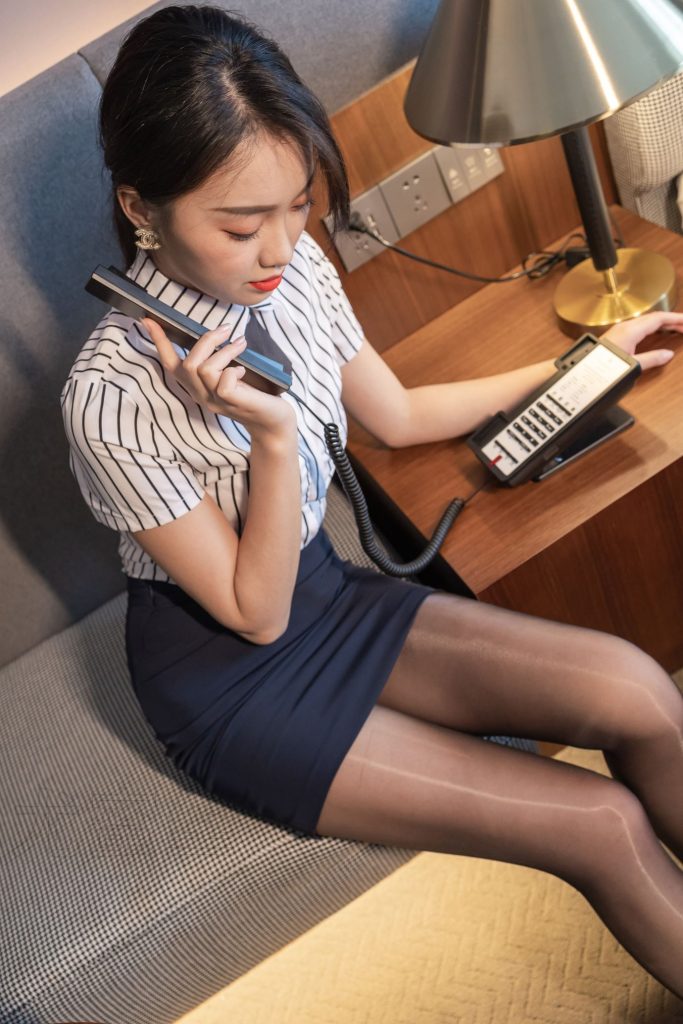 尤蜜丝摄影作品 NO.068 穿搭推广展示图集[36P/381MB]插图3