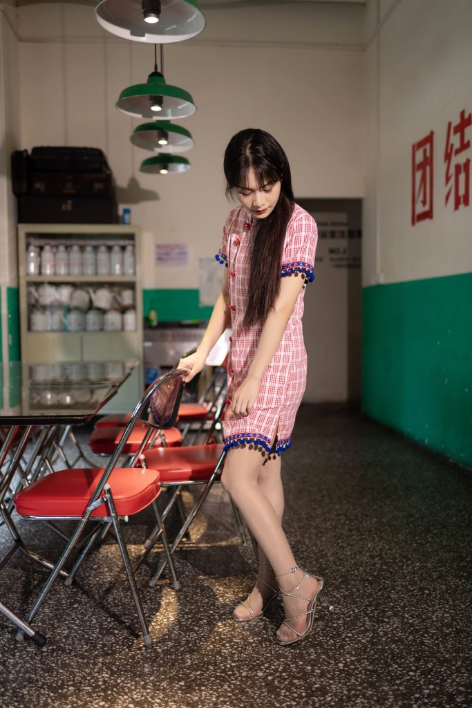 尤蜜丝摄影作品 NO.074 穿搭推广展示图集[52P/505MB]插图3