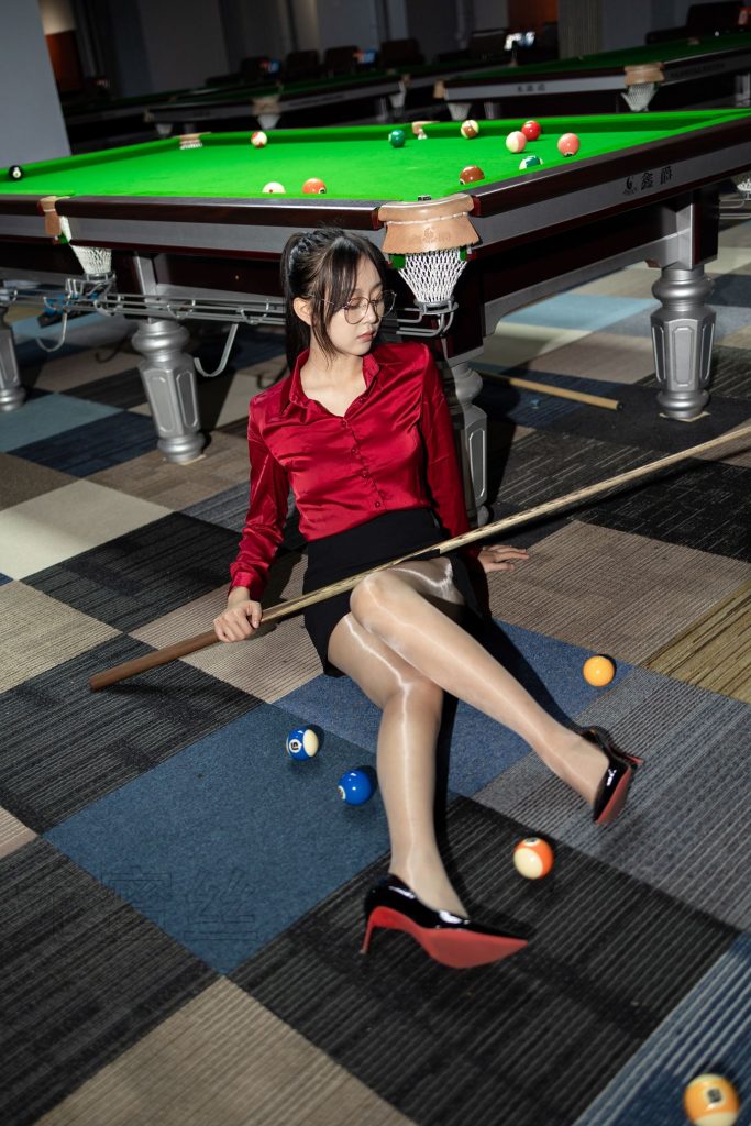 尤蜜丝摄影作品 NO.082 穿搭推广展示图集[68P/736MB]插图2