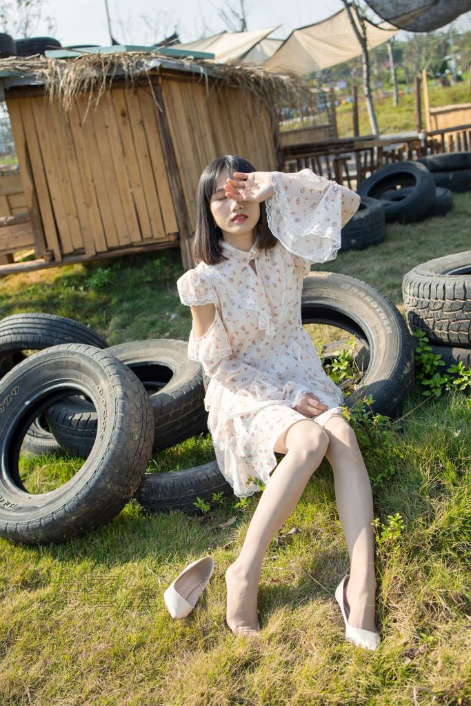 尤蜜丝摄影作品 NO.086 穿搭推广展示图集[76P/400MB]插图2