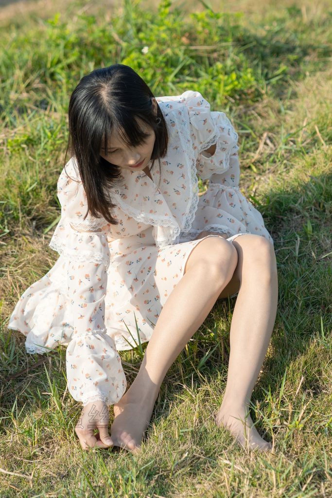 尤蜜丝摄影作品 NO.086 穿搭推广展示图集[76P/400MB]插图3