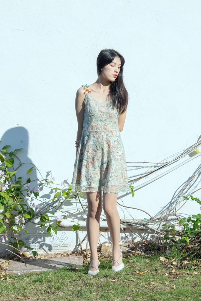 尤蜜丝摄影作品 NO.087 穿搭推广展示图集[101P/1V/976MB]插图1